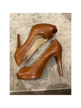 GUESS Nude Brown Peep Toe Platform Heels Women